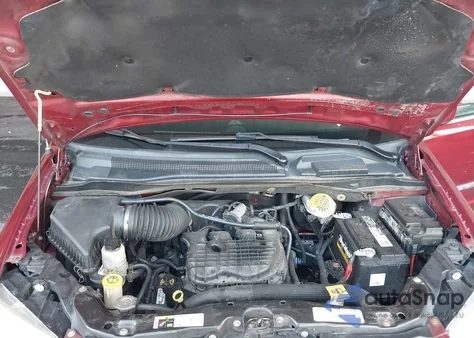 2013 Chrysler Town & Country Touring z USA, uszkodzony, nr VIN 2C4RC1BG2DR778570